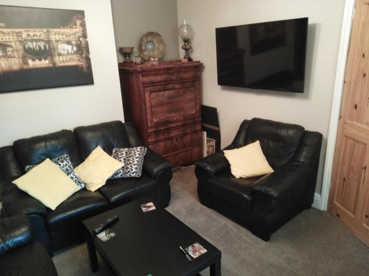 24 Fairfield Road Bed and Breakfast Uttoxeter Εξωτερικό φωτογραφία